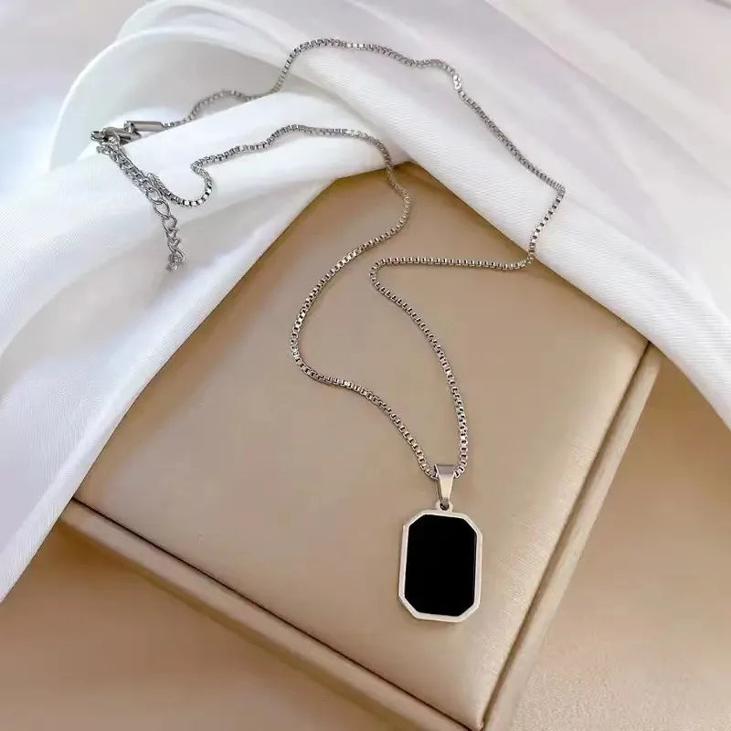 Elevate Your Style with Our Trendy Gold Square Pendant Necklace - Perfect for Parties and Gifts